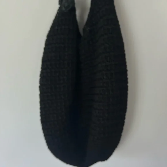 Vintage Sakroots Indio Hobo Bag, Black, Like New Condition - Picture 7 of 10